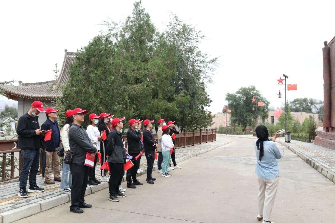 1631523270527318.jpg 講解員講解 王金蓮 攝.jpg