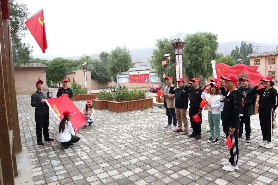 1631523295773037.jpg 重溫入黨詩詞 王金蓮 攝.jpg